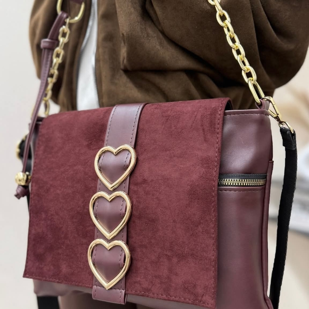Chic Burgundy Heart-Accent Crossbody Bag